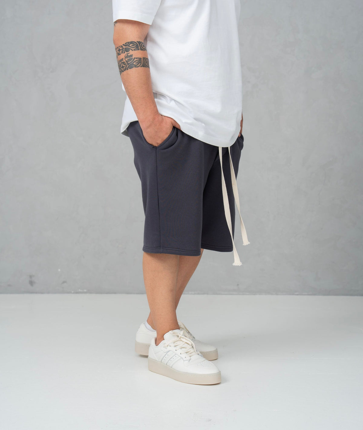 Pantaloni Lamia Gri