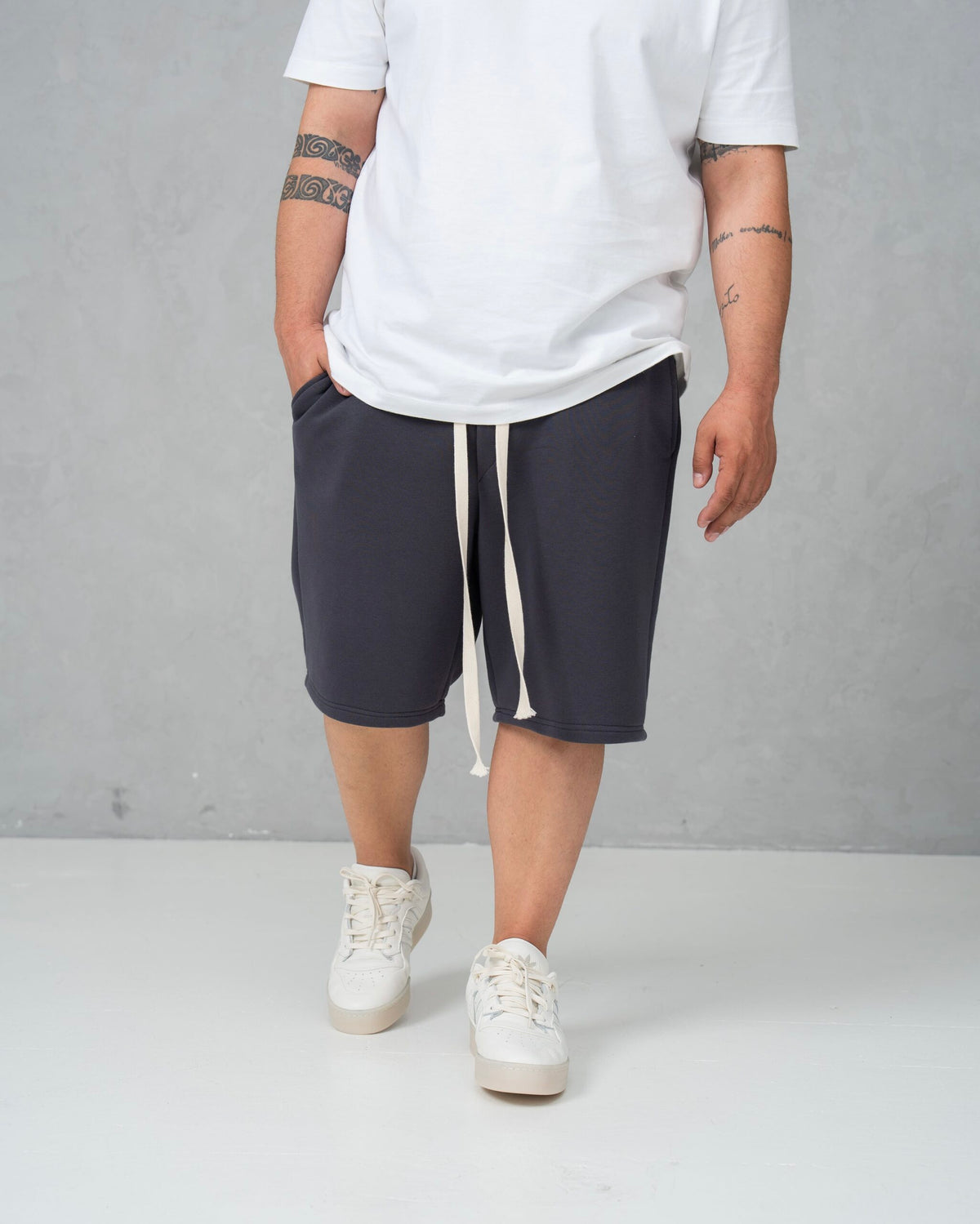 Pantaloni Lamia Gri