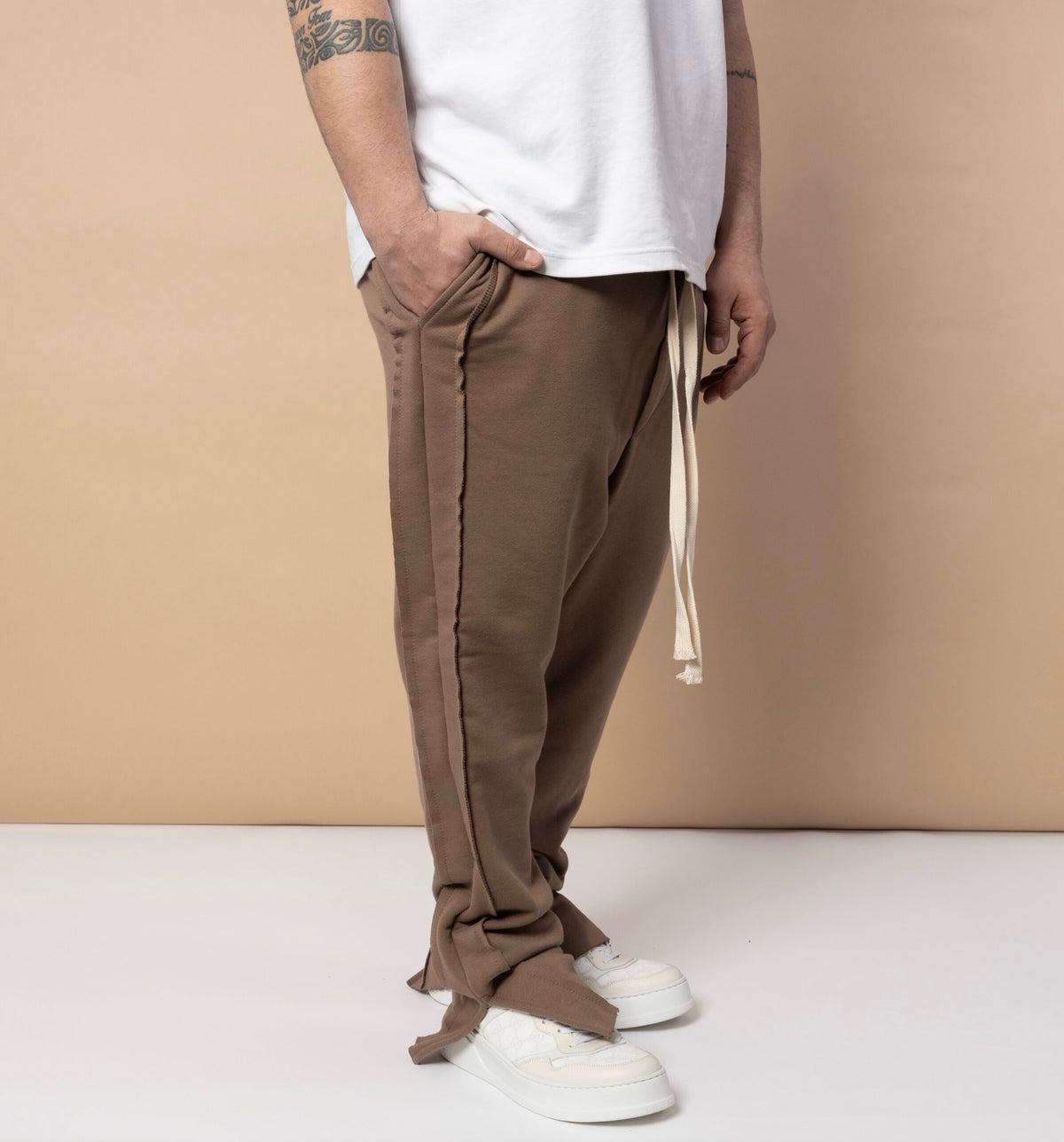 Pantaloni Brooklyn Maro Deschis