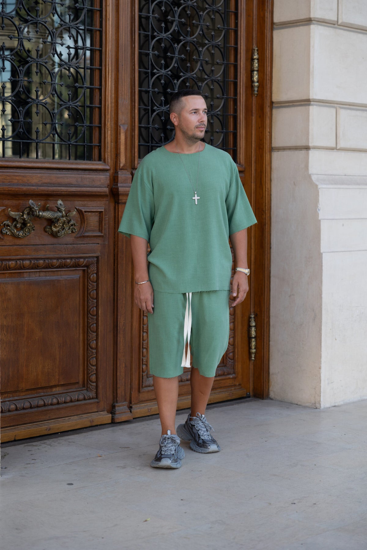 Set in Ibiza Olive
