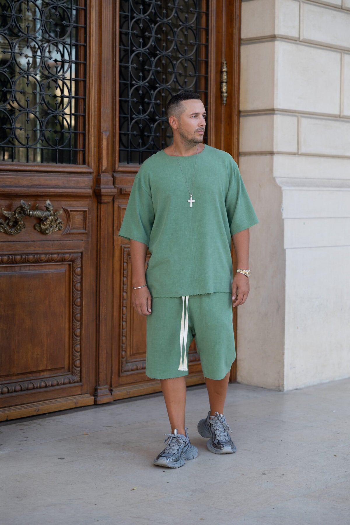 Set in Ibiza Olive